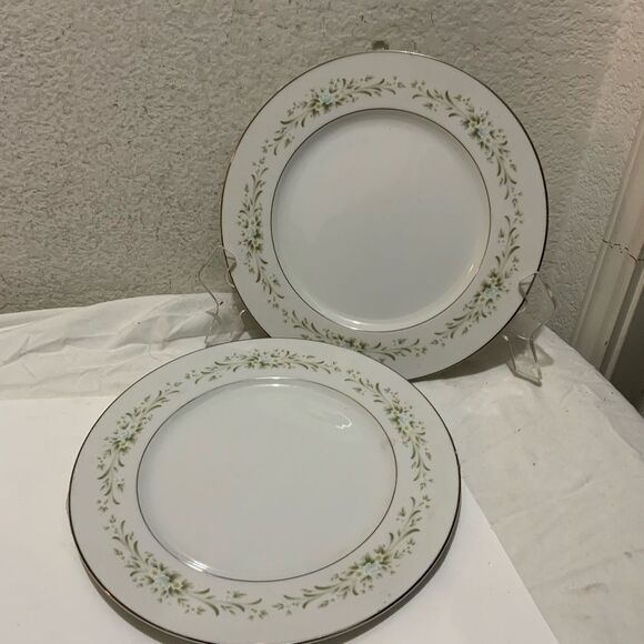 Four Crown China Claridge #317 Dinner Plates 10.5” Set of 2 K1 - Picture 1 of 6